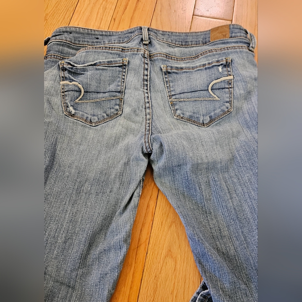 American Eagle Outfitters Light Blue Distressed Skinny Jeans Size 8 Short - Picture 6 of 8